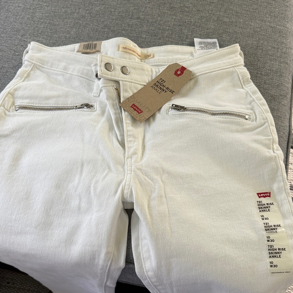 Levi's Women's White High Rise Jeans